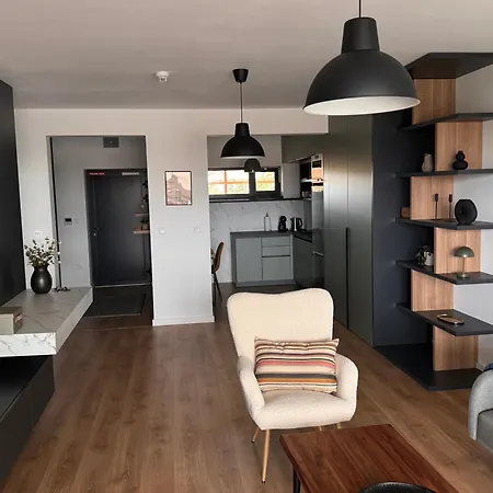 Gleam Legend Apartament